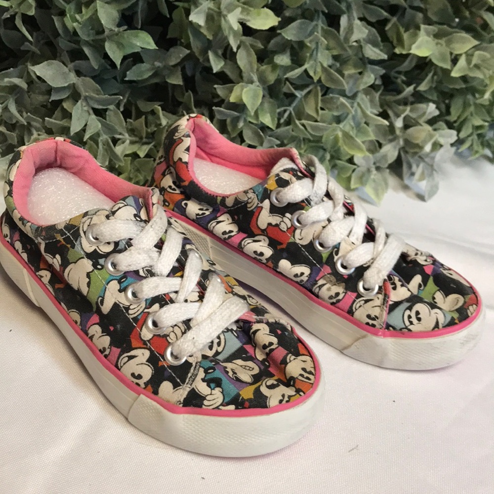 Disney parks shoes